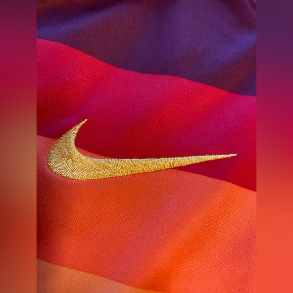 Roma FC Serie A Nike Jersey - Picture 6 of 7